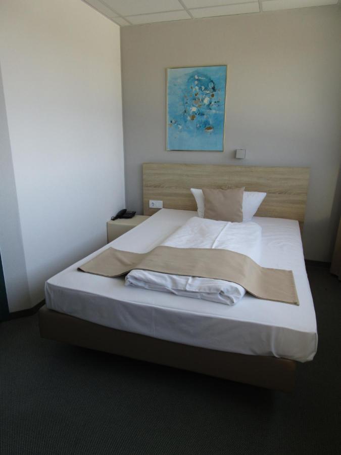 Businesshotel & Appartements Stuttgart-Vaihingen Exteriér fotografie