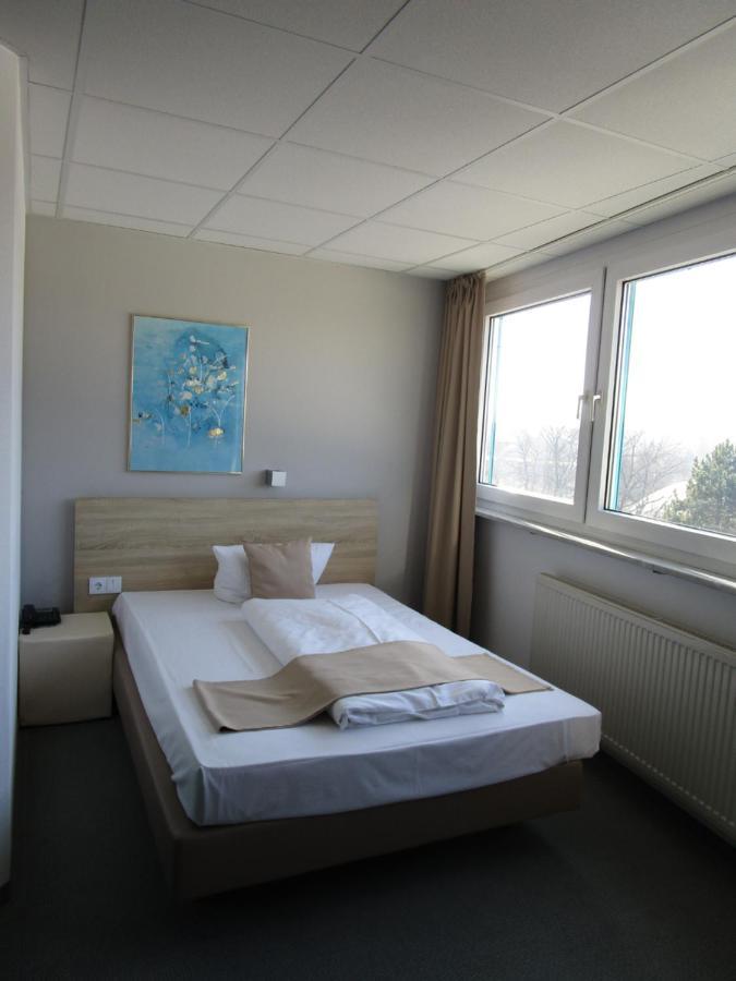 Businesshotel & Appartements Stuttgart-Vaihingen Exteriér fotografie